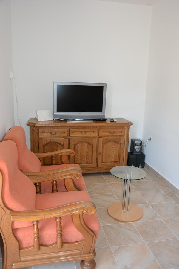 Taris Apartment Senj  Bagian luar foto